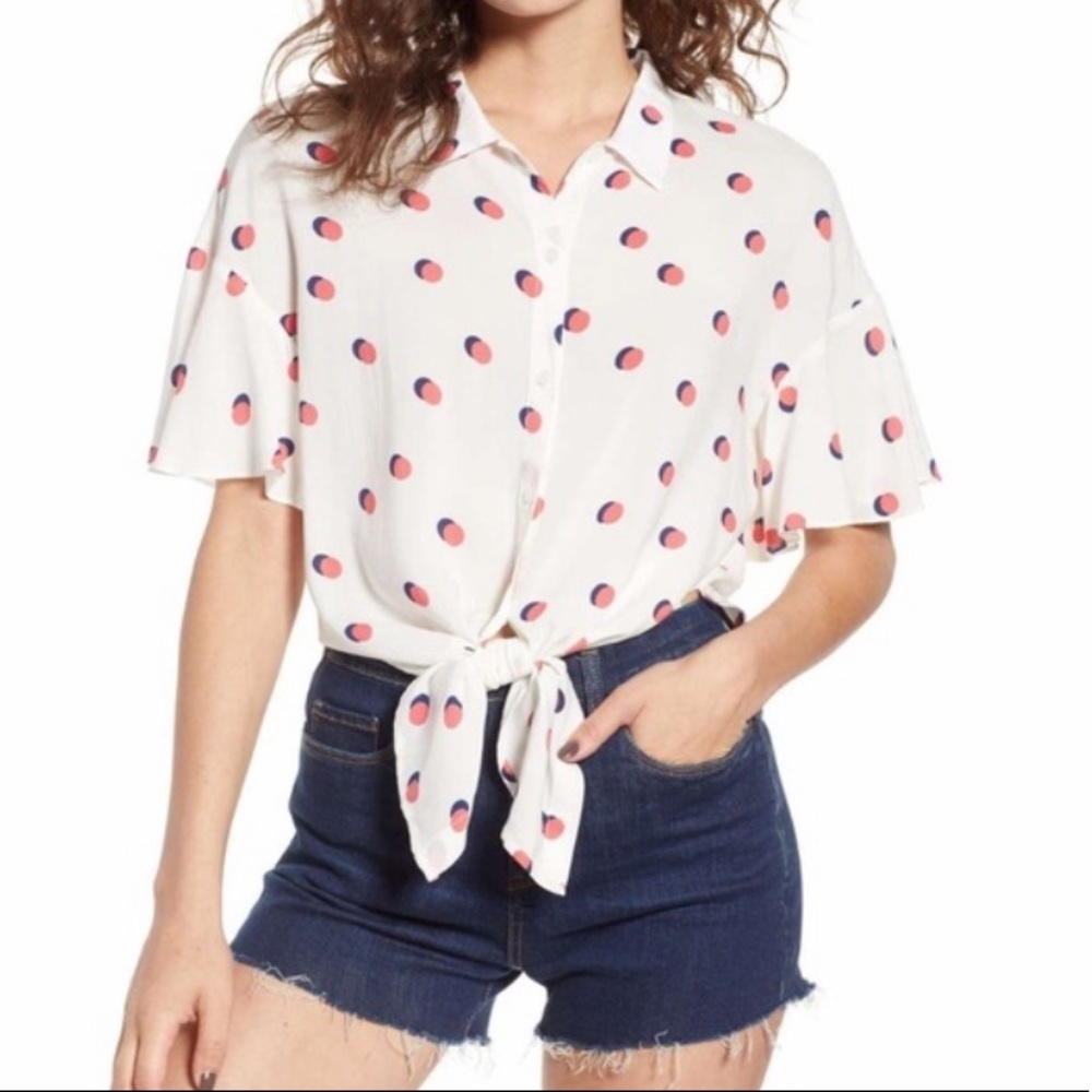 5 for $25 Lush‎ cream coral dot top tie front